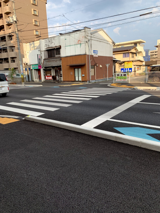 横断歩道の画像